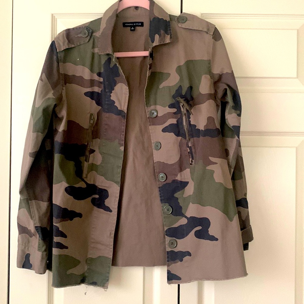 Super cute camo jacket